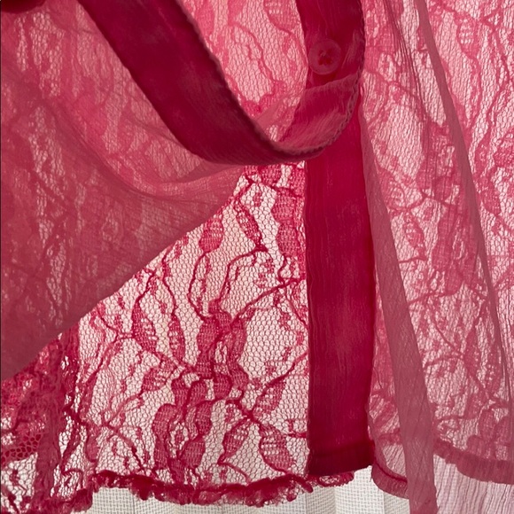 Ladies blouse - Picture 2 of 4